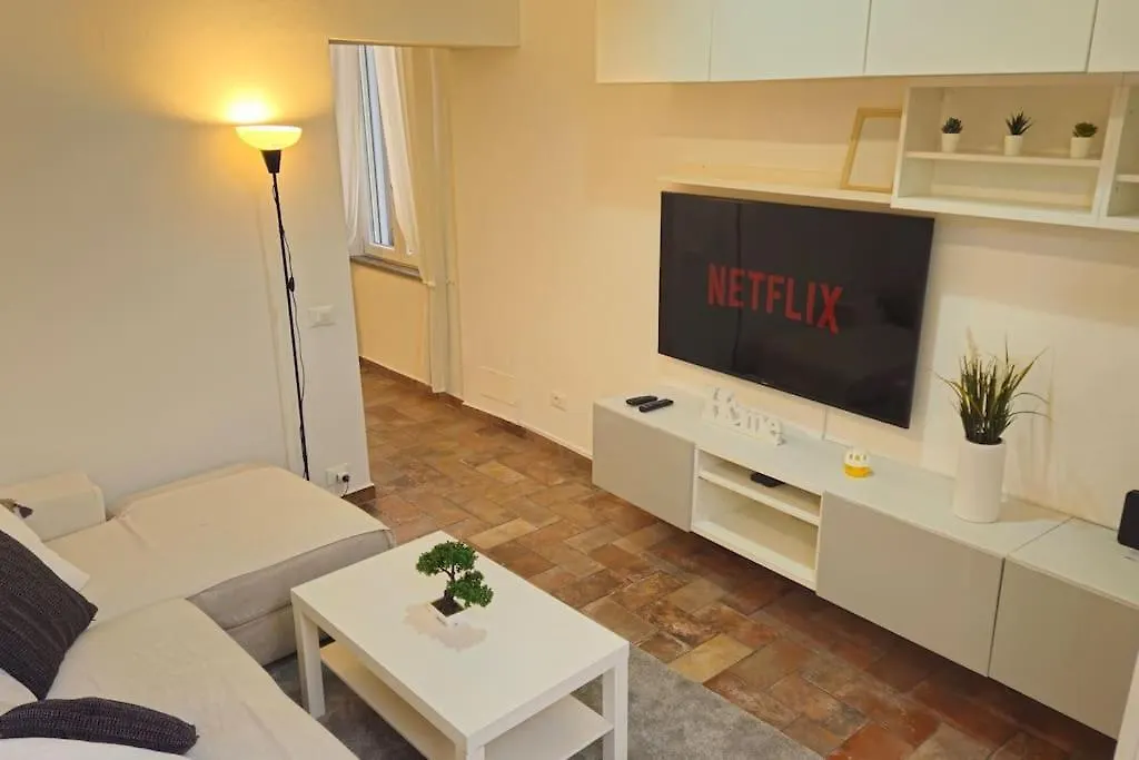 Cozy Modern Apartment With Terrace - Pantheon Ρώμη